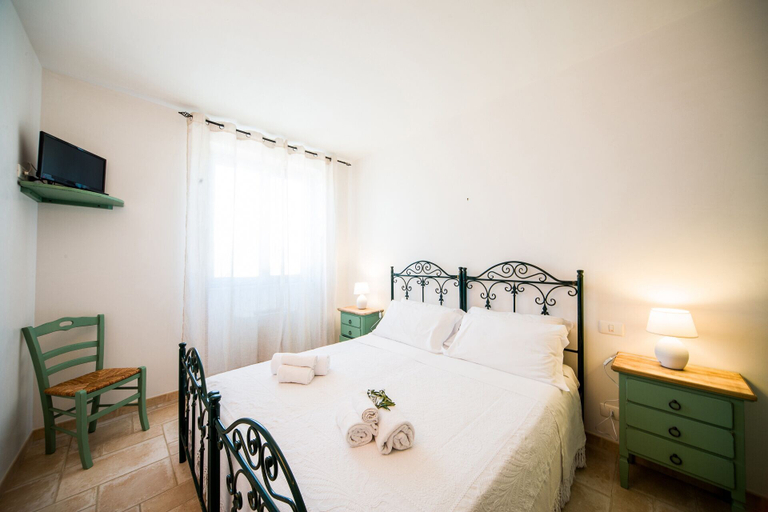 Bedroom 4, Trulli Nuova Aia Resort, Taranto