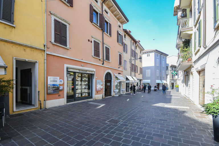Others 4, Desenzanoloft – Desenzano Corte Blu Downtown, Brescia
