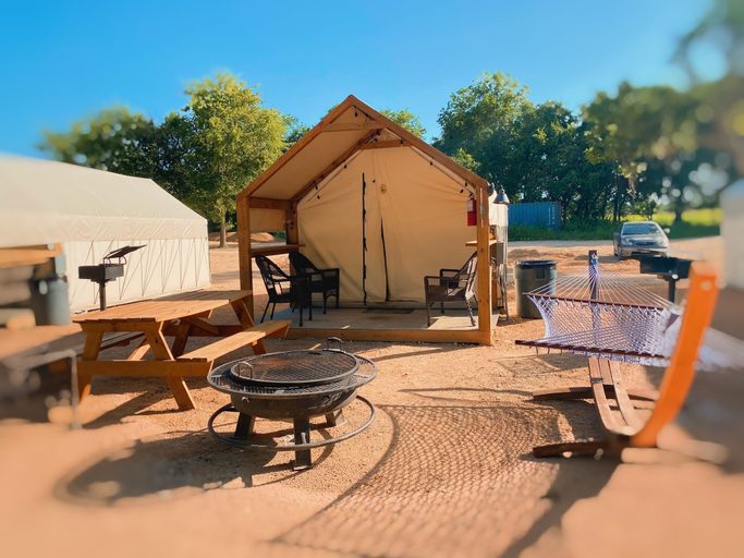 Others 1, Son's River Ranch Glamping Cabin 4, Guadalupe