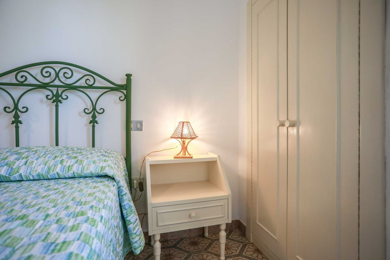 Room 2, Villetta Anna Torre Suda, Lecce