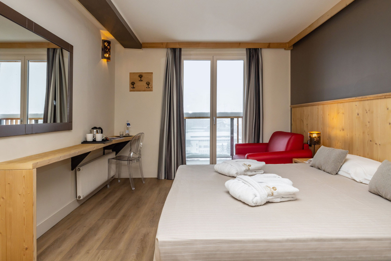 Bedroom 2, Hotel Piandineve, Brescia