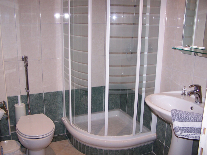 Bathroom 3, Perros Hotel, Ionian Islands