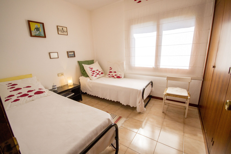 Bedroom 2, Villa Mexic, Girona