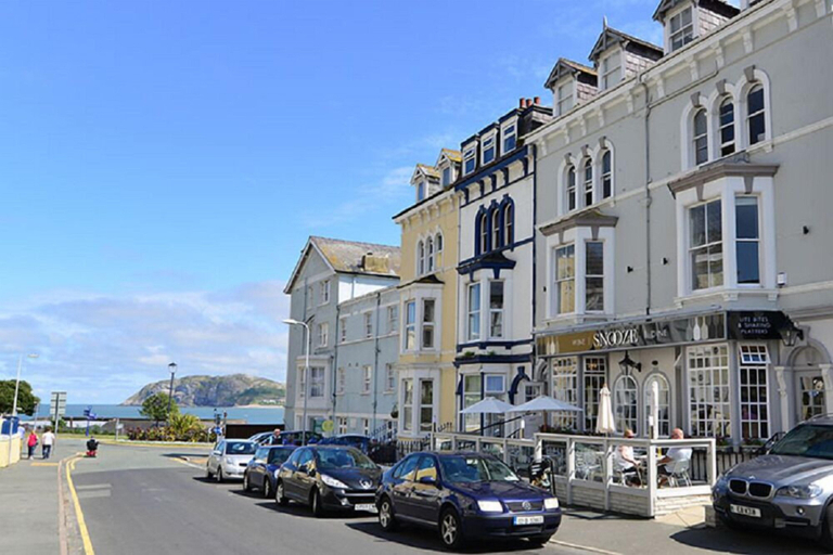 Others 3, Snooze Rooms, Conwy