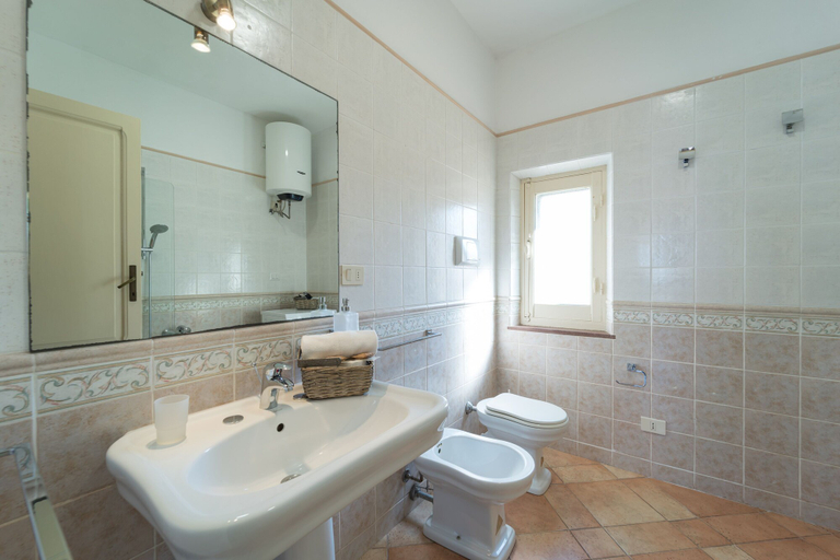 Bathroom 3, Sea Front Terrace Marco Polo, Sassari