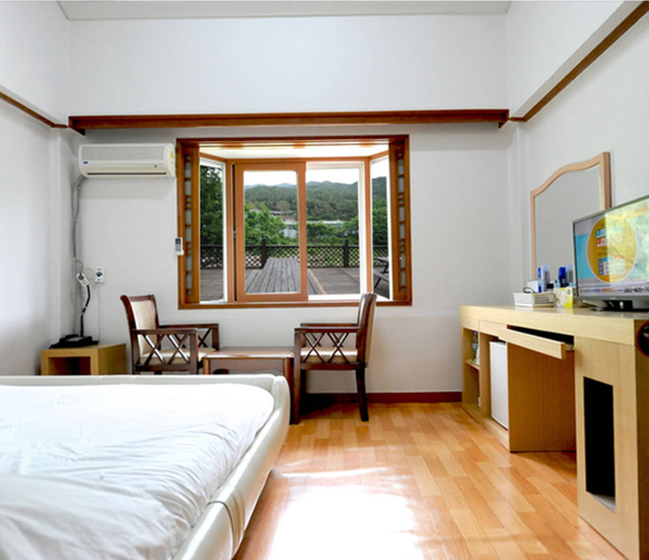 Bedroom 2, Gurye Little Prince Pension, Gurye