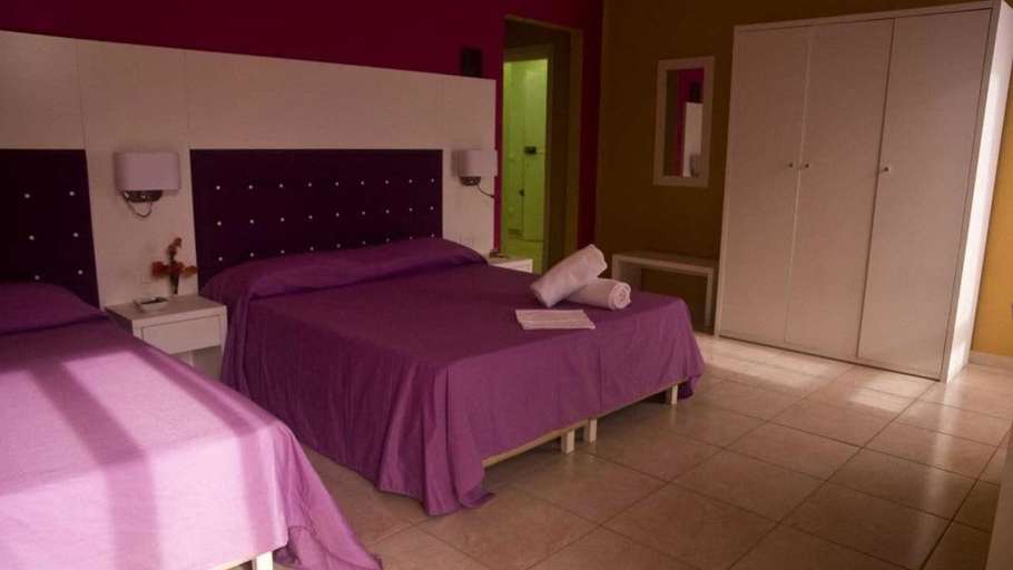 Bedroom 2, B&B Liberty, Messina