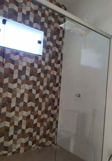 Bathroom 4, Pousada Caju do Mato, Prado