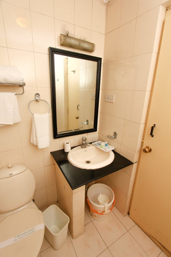 Bathroom 3, Hotel Ballal Residency, Bangalore