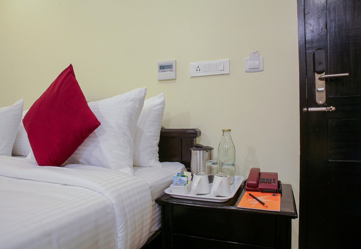 Bedroom 3, Hotel Rivieraa, Viluppuram