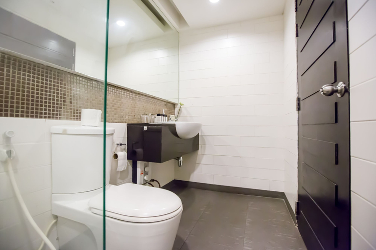 Bathroom 4, Snooze Hotel Thonglor Bangkok, Wattana