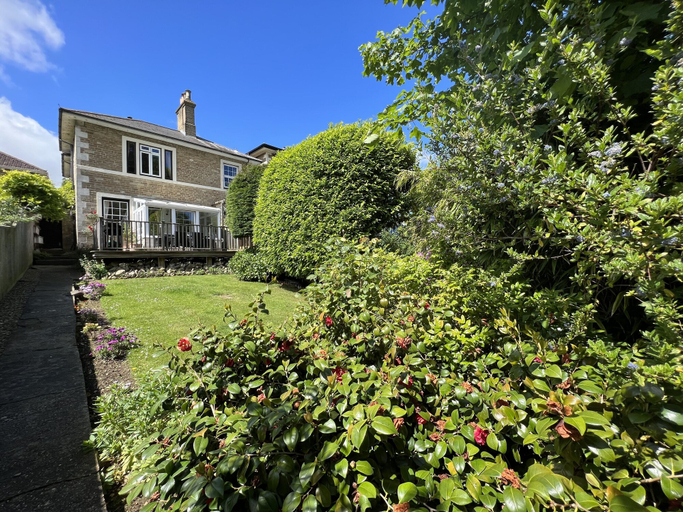 Exterior & Views 2, Stone Cottages with garden and parking, Isle of Wight