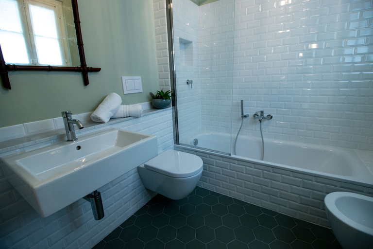 Bathroom 5, Locanda Capolago, Lecco