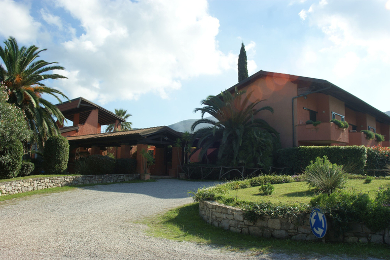 Exterior & Views 2, Hotel Residence Villa San Giovanni, Livorno