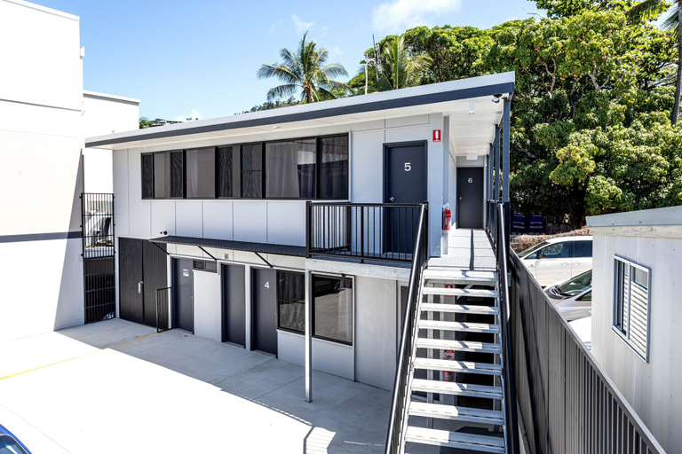Others 5, Airlie Sun & Sand Accommodation 5, Whitsunday