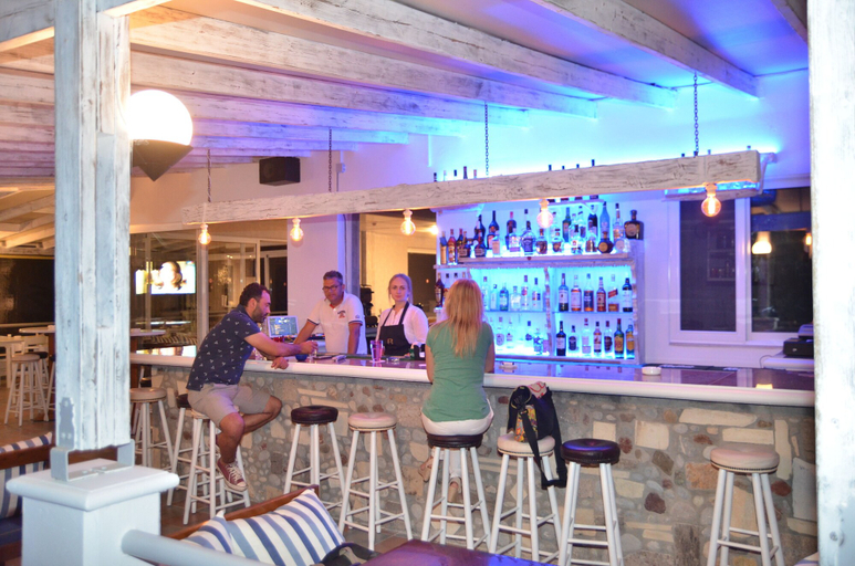 Food & Drinks 5, Blue Nest, South Aegean