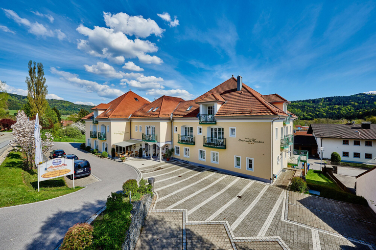 AKZENT Hotel Bayerwald-Residenz, Straubing-Bogen