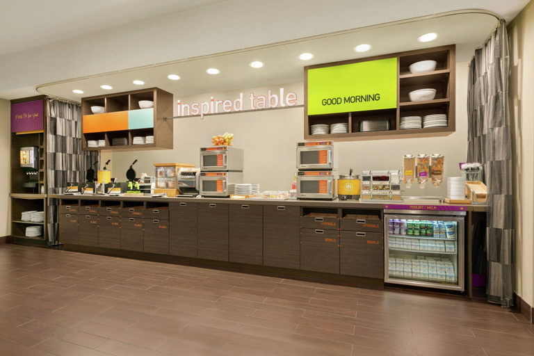 Food & Drinks 5, Home2 Suites by Hilton NY Long Island City/Manhattan View, New York