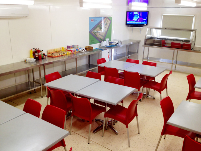 Food & Drinks 4, Meekatharra Accommodation Centre - Campsite, Meekatharra