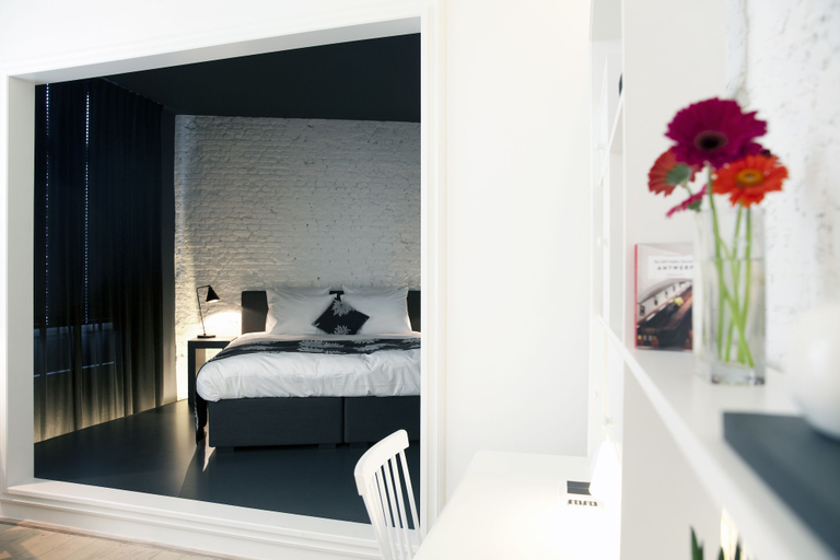 Bedroom 5, Maison Nationale, Antwerpen