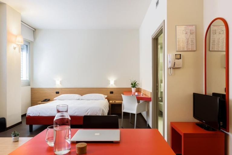 Bedroom 2, Residence Osoppo, Milano