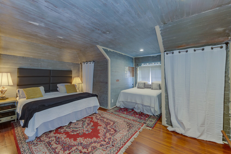 Bedroom 3, Oak Hall Mansion and Boutique Hotel, Warren