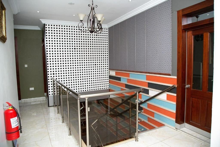 Others 5, Zircon Hotel Gh, Accra