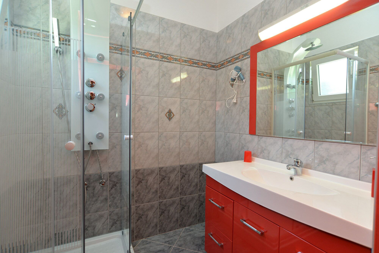 Bathroom 4, House 1891, Vodnjan