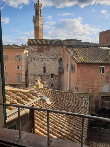 Exterior & Views 2, Albergo Centrale, Siena