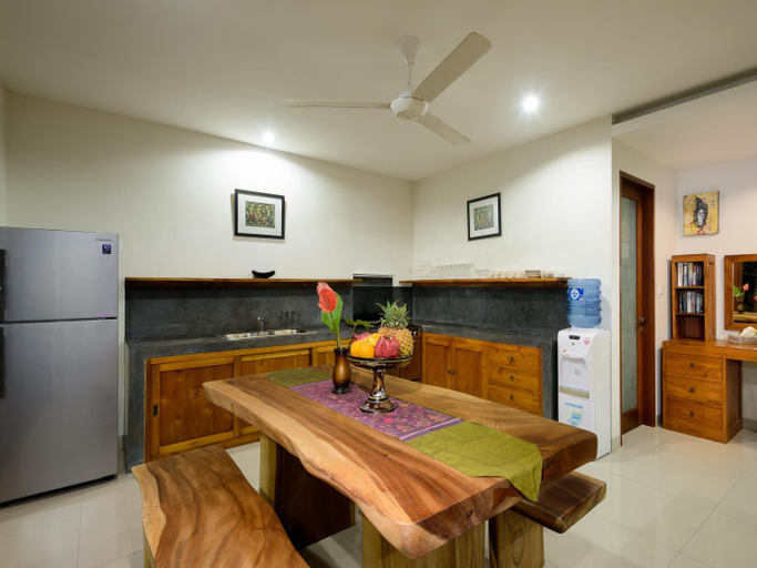 Others 2, Echo Beach Townhouses, Badung
