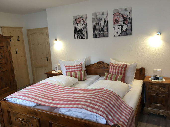 Bedroom 4, Pension Bader, Breisgau-Hochschwarzwald