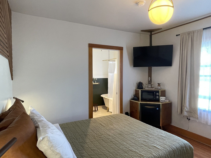 Bedroom 3, Scotia Lodge, Humboldt