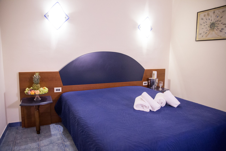 Bedroom 4, Hotel degli Angeli, Caltanissetta