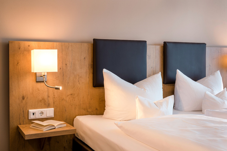 Bedroom 2, AVALON Hotel Bad Reichenhall, Berchtesgadener Land