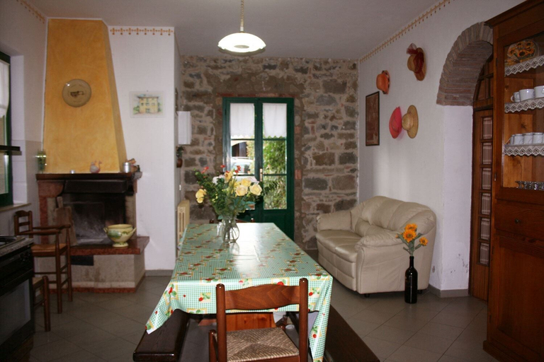 Others 5, Villa Cantagallo, Arezzo