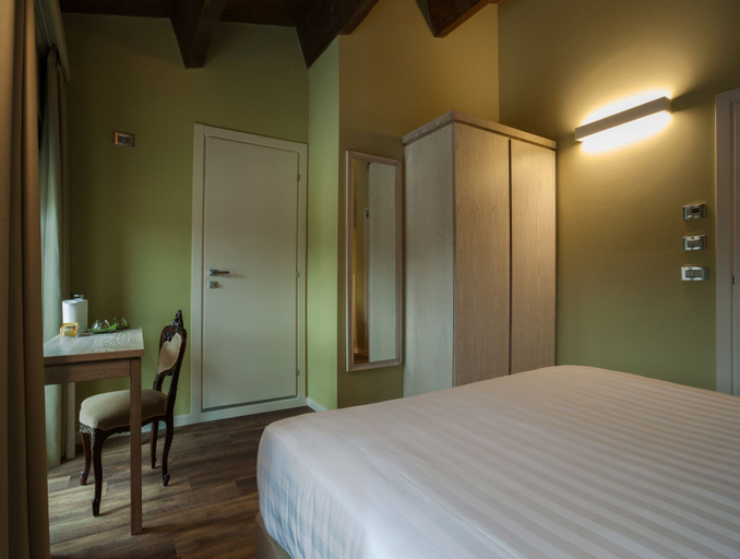 Bedroom 2, Ristoro Appennino, Ancona
