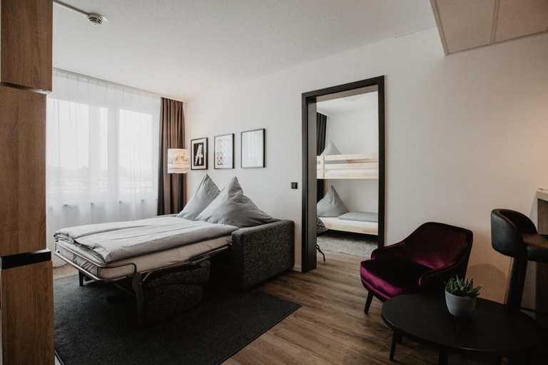 Bedroom 4, Arivo Aparthotel, Forchheim
