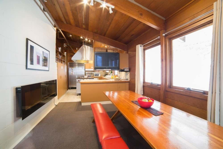 Others 5, Aneeki Ski Lodge, Snowy River