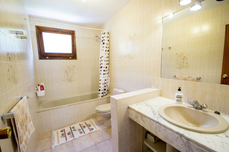 Bathroom 3, Villa Mexic, Girona