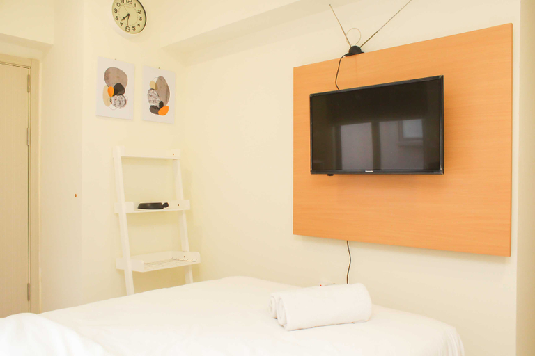 Bedroom 2, Simple Studio for 1 Pax at Meikarta Apartment By Travelio, Cikarang