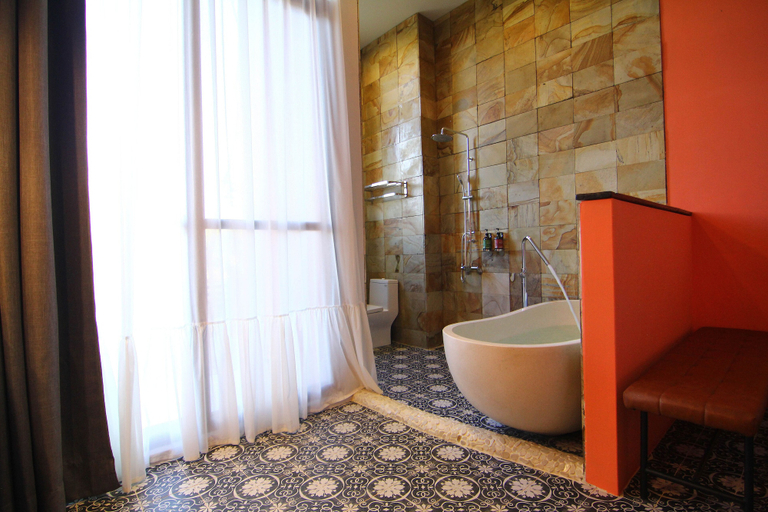 Bathroom 4, spring66, Pingtung