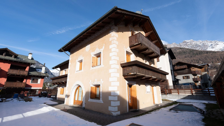 Exterior & Views 2, Italianway - Funivie 6A, Sondrio