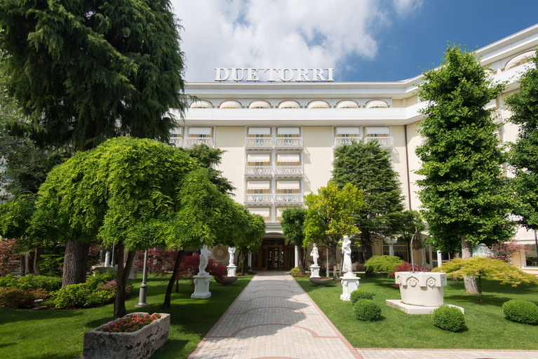 Exterior & Views 2, HOTEL TERME DUE TORRI – Hideaway & SPA, Padua