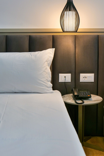 Bedroom 3, Chimaera Hotel, Vlorës