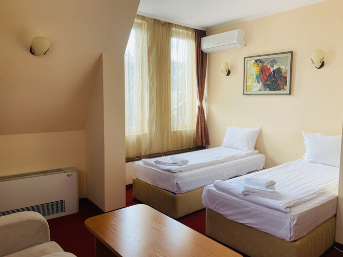 Bedroom 2, Alegro Hotel, Veliko Tarnovo