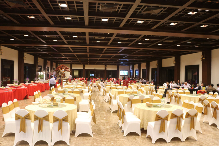Food & Drinks 5, Bai Dinh Hotel, Gia Viễn