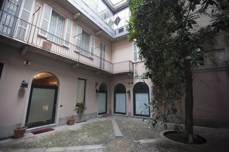 Exterior & Views 2, Casa Milano Apartments and Rooms, Milano