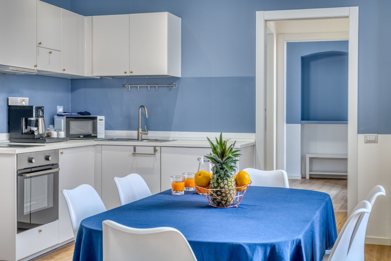 Others 4, IzzHome Corso76, Cagliari
