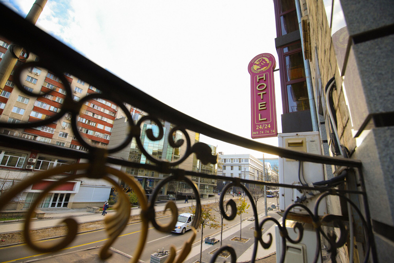 Exterior & Views 2, Prestige Apart Hotel