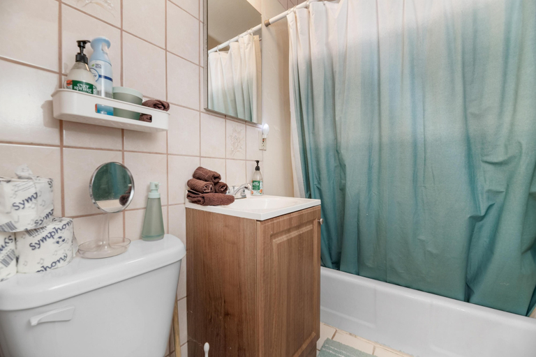 Bathroom, 060 - The Angeles Chalet, San Bernardino